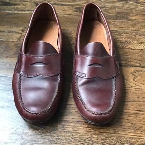 Men’s dress shoes